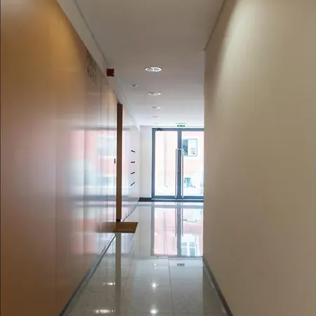 Cool In Location Apartment