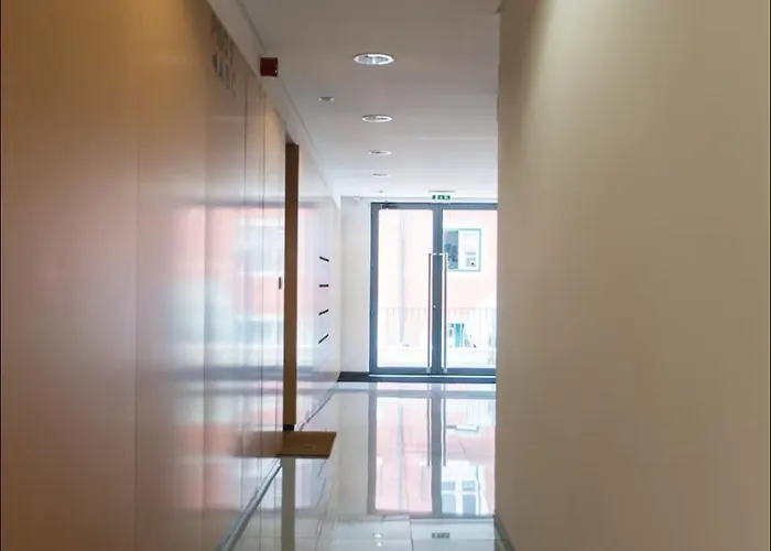Cool In Location Apartment